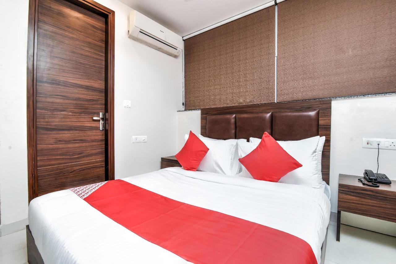 Oyo 81042 Rajput Resort Patiāla Εξωτερικό φωτογραφία